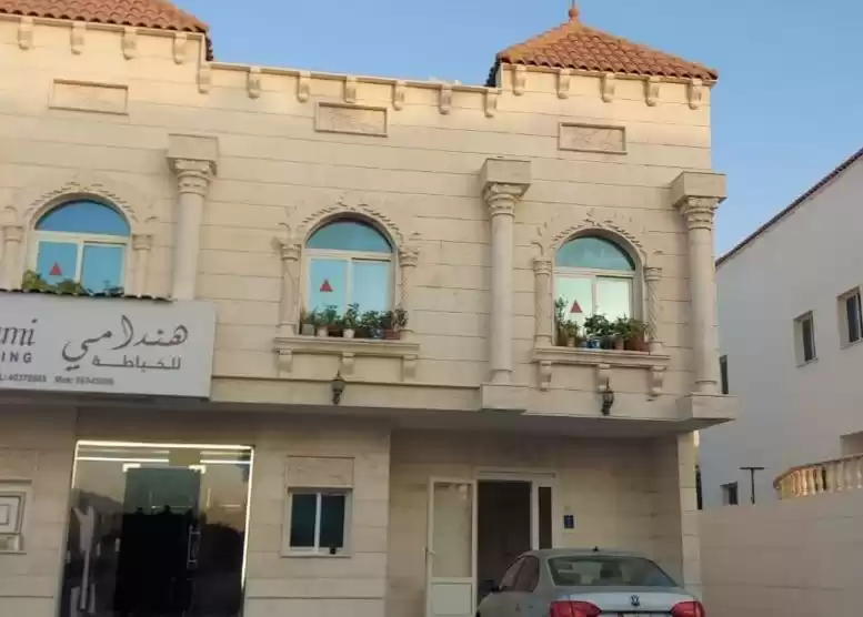 Résidentiel Propriété prête 2 chambres U / f Appartement  a louer au Al-Sadd , Doha #8819 - 1  image 